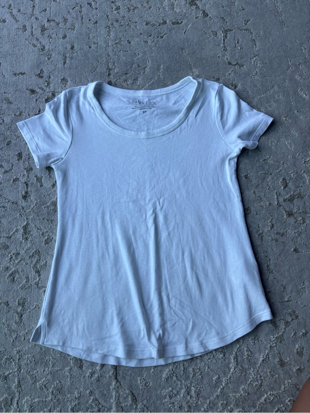 White tee shirt